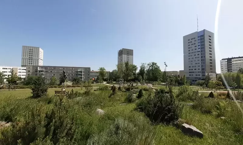 Vue des tours après travaux - Lorillard